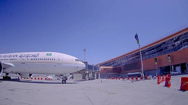 خضوع 80 مواطن للحجر المنزلي بعد قدومهم من إندونيسيا