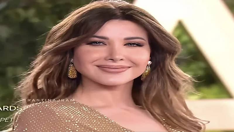 بالصور.. إطلالات النجمات في حفل Joy Awards في الرياض