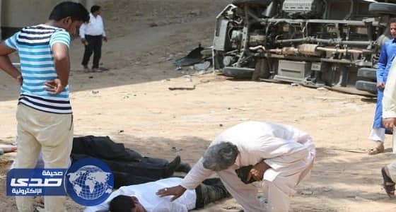 بالصور.. إصابة 6 أشخاص في سقوط مركبتين بالرياض