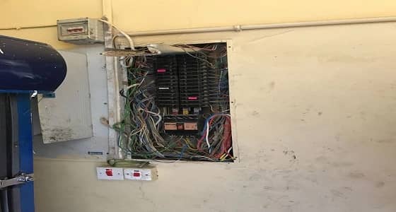 بالصور.. إغلاق 17 محلا مخالفا بالرياض