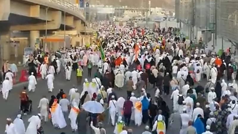 الخدمات الطبية بـ وزارة الداخلية تحذّر الحجاج من التعرض لضربات الشمس .. فيديو