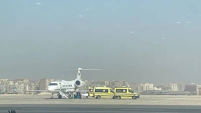 الإخلاء الطبي لمواطن ومواطنة حالتهما حرجة من مصر