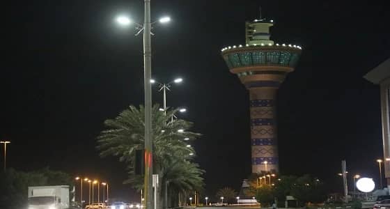 بالصور.. ينبع تنير الشوارع بفوانيس موفرة للطاقة