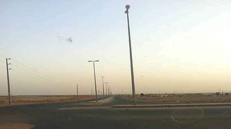 أهالي حي قرطبة بعرعر يعانون من ضعف الإنترنت.. ويطالبون بتوفير برج إتصالات