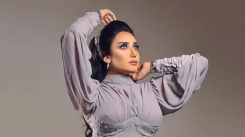 حنان رضا تعلن عقد زواجها على رجل لم تكشف عن هويته