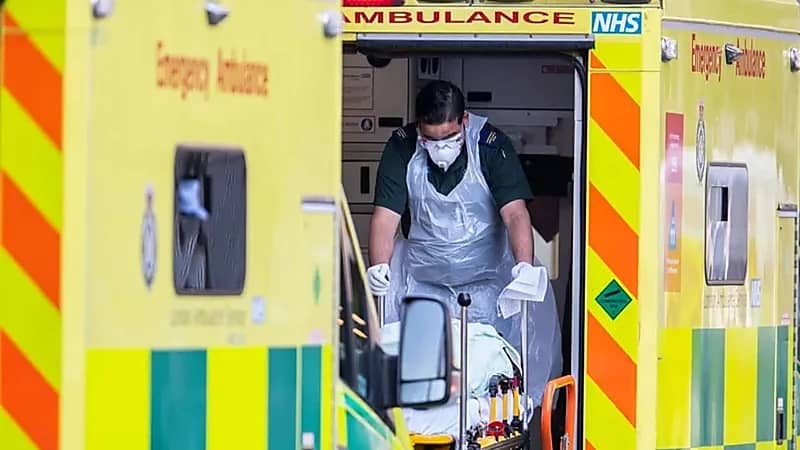 فيروس جديد يتفشى في بريطانيا