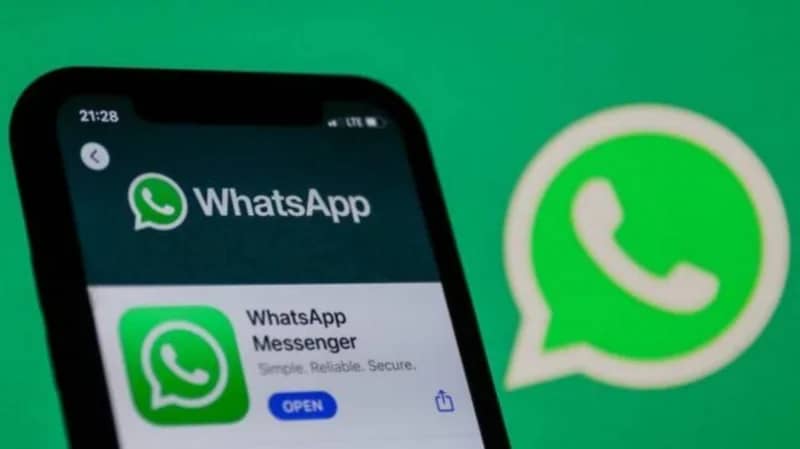 طريقة للاختفاء عن الواتساب تمامًا دون حذفه