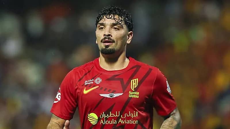 طرابزون سبور يتحرك لضم بويرتاس والقادسية لم يحسم موقفه بعد