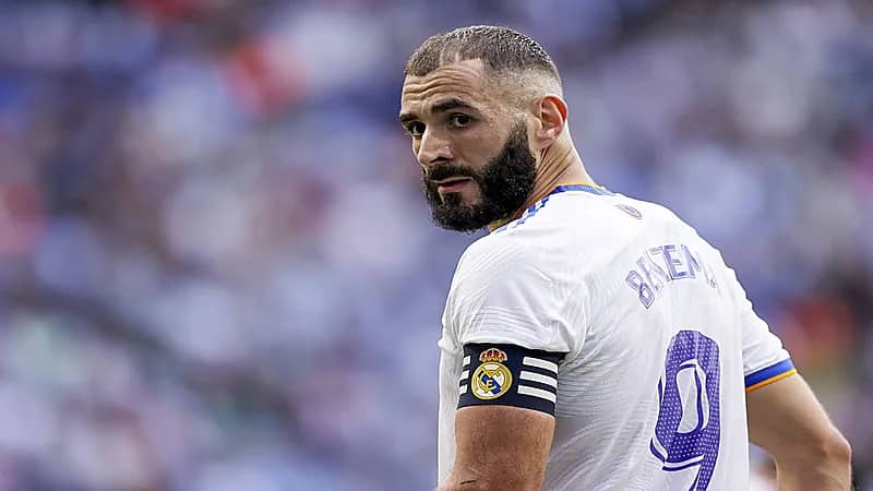 الإصابة تهدد بنزيما وميليتاو في كأس العالم للأندية
