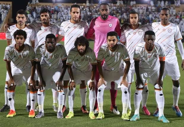 لاعب الشباب يوجه رسالة إلى وليد عبد الله بعد انتقاله للنصر