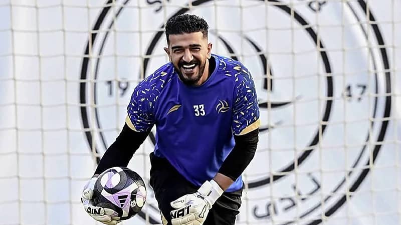 الغموض يحيط بمستقبل المعيوف مع الشباب