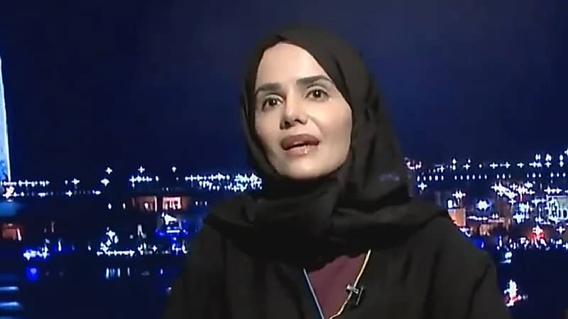 بالفيديو .. مواطنة تحصل على براءة اختراع أمريكية بجهاز عن تنظيف الأسنان