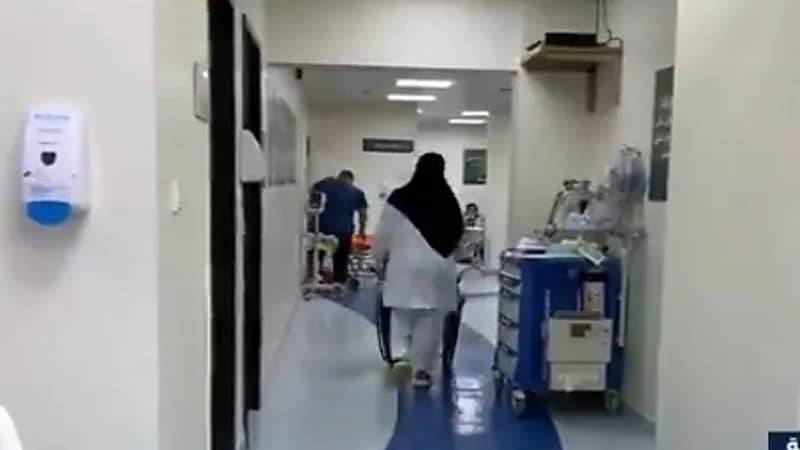 بالفيديو.. استشاري: دخلنا في منطقة آمنة ولكن يجب أن نكون حذرين فالوباء لم ينتهِ بعد