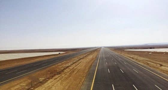 تساقط الصخور على طريق المدينة المنورة-تبوك