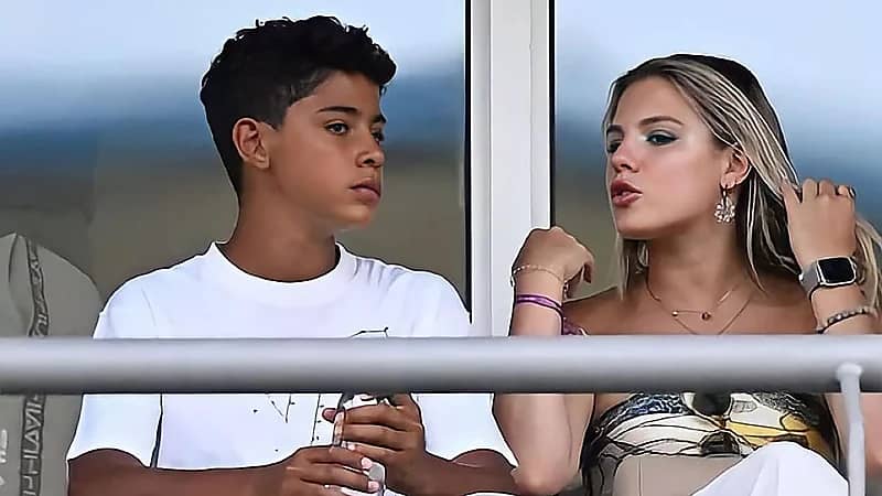 كريستيانو جونيور برفقة ابنة عمه والجمهور: يبدو أنه سيتزوج ورونالدو يفكر ف الأمر