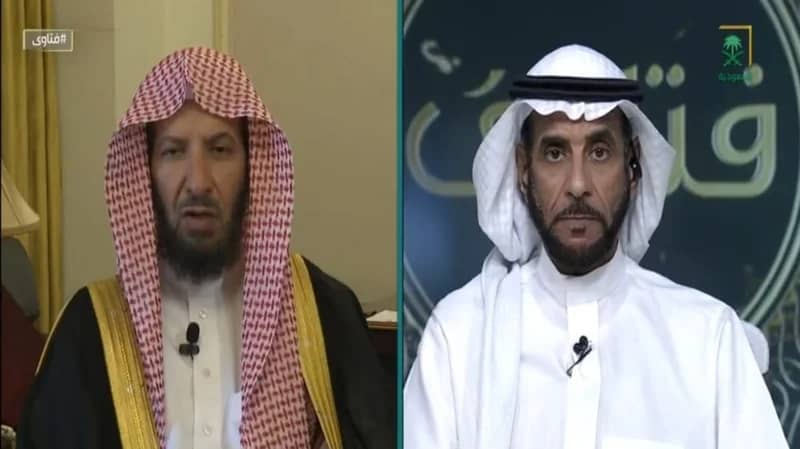 هل يجوز للحج عن الأبن من ورثه قبل التوزيع بين الإرث؟.. الشثري يجيب