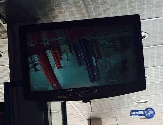 ملثم يقتحم صيدلية في رفحاء ويسلب 3 آلاف ريال