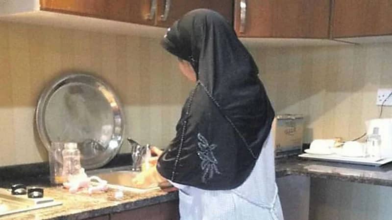 الفلبين تشترط وضع أسماء العائلة وأعمارها في عقود العمالة المنزلية