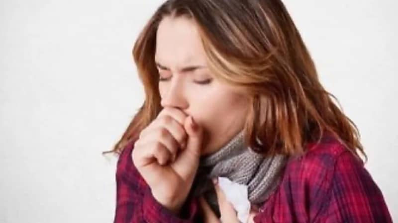 وصفات منزلية بالأعشاب لعلاج الكحة