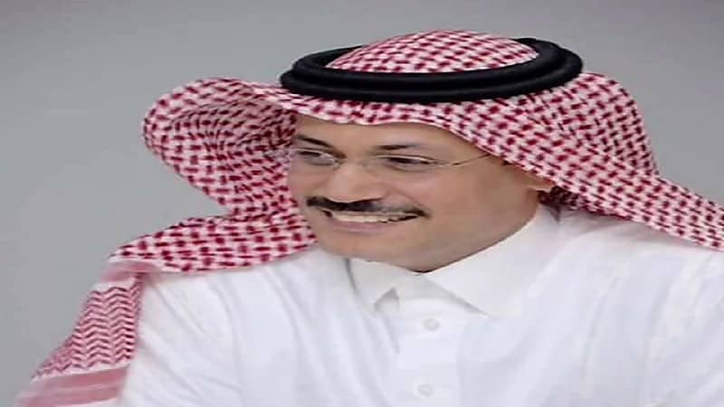 اقتصادي يقترح فتح جميع الخدمات 24 ساعة للتعامل مع الجائحة ومتحوراتها