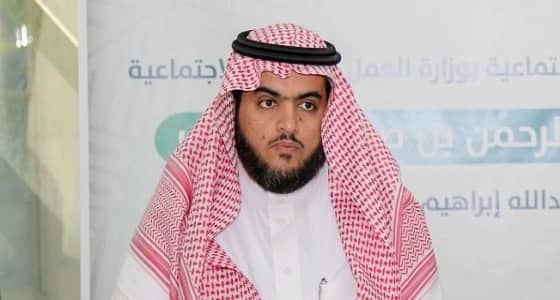 وكيل وزارة العمل يزور جناح الأسر المنتجة بجازان التراثية في الجنادرية