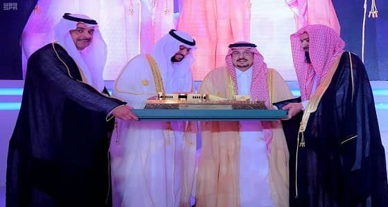 بالصور.. أمير الرياض يرعى حفل تخريج طلاب جامعة الأمير سطام بن عبد العزيز