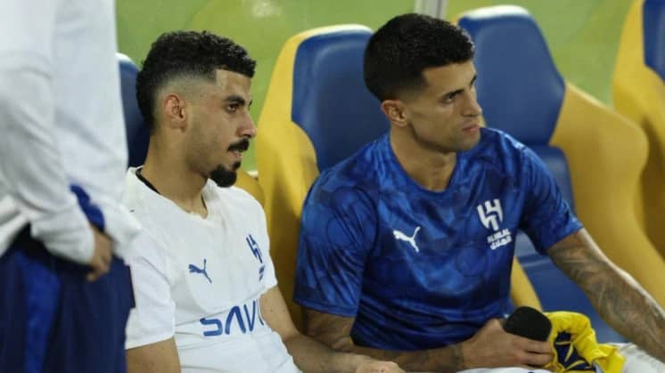 لاجامي يوجه رسالة لجماهير الهلال بعد إصابته