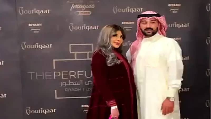 بالفيديو.. ازدحام الجمهور حول إلهام الفضالة وشهاب جوهر بالرياض