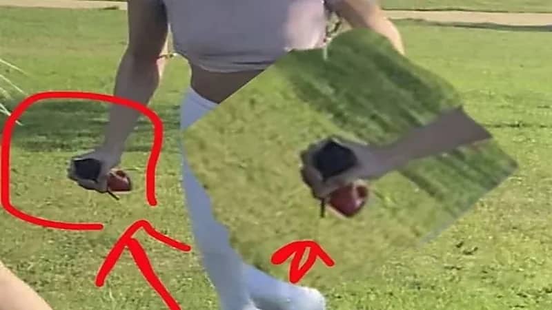 فتاة تشوه وجه أخرى بسبب اشتعال الغيرة بينهما