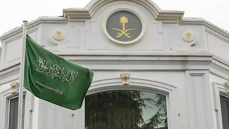 سفارة المملكة في موسكو: رمز "QR" لم يعد إلزاميا لدخول المطاعم والمقاهي