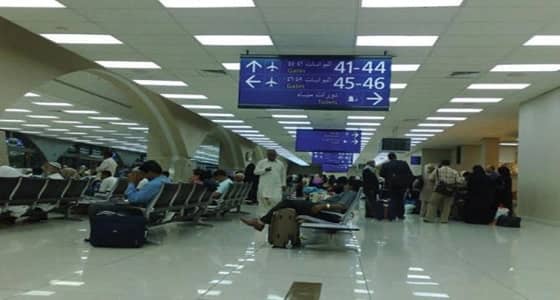 مطار الملك عبدالعزيز الدولي يوجه بالتواصل مع شركات الطيران