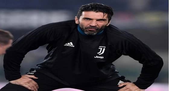 بوفون يرد بقوة على منتقدي انضمامه لتشكيلة إيطاليا