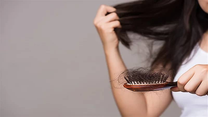 "الكافيين" الحل المثالي لمشكلة تساقط الشعر