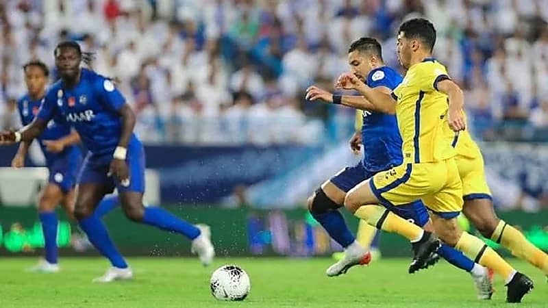 ديربي القرن: النصر المتعطش والهلال الثائر.. فمن يحسم اللقاء
