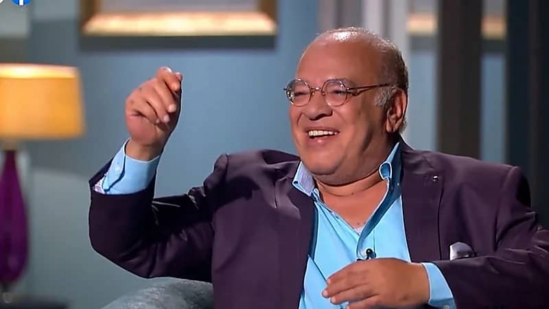 نقل الفنان صلاح عبدالله إلى المستشفى بعد تعرضه لأزمة قلبية