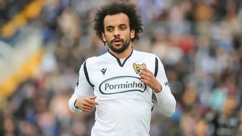 مارتينيز يتعاقد مع الوحدة الإماراتي مقابل 3 مليون يورو 