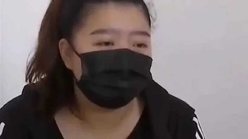 كوب ماء في مطعم شهير يتسبب في حرق معدة سيدة