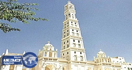 بالصور.. أطول منارة في العالم بنيت من الطين