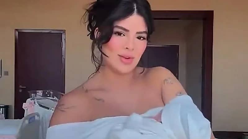 أصالة كامل برفقة طفلتها دفى في أحدث ظهور.. فيديو