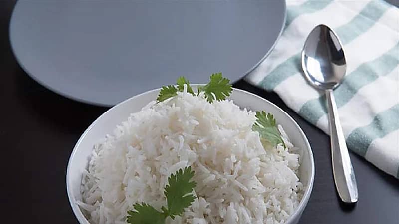 خطورة تسخين " الأرز " في الشتاء