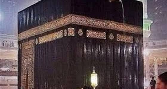 بالفيديو.. مشهد جليل لهطول الأمطار على البيت الحرام