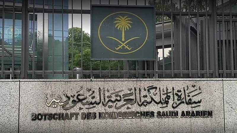 سفارة المملكة في أوغندا تكشف حقيقة دهس مواطن تحت أقدام فيل