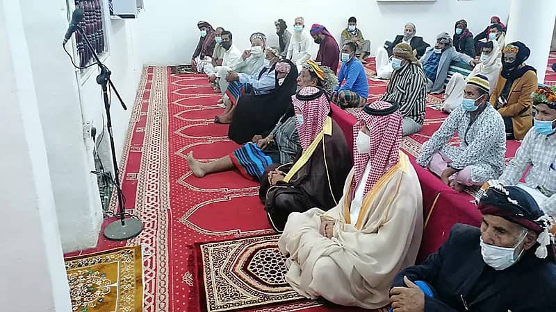 رئيس مركز الجبل الأسود يتقدم المصلين وسط تطبيق أعلى معايير الإجراءات الاحترازية