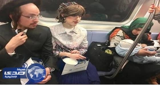 «تسامح الأديان» .. زوجان يهوديان يفسحان مكانهما لمسلمة تحمل رضيعها بأمريكا