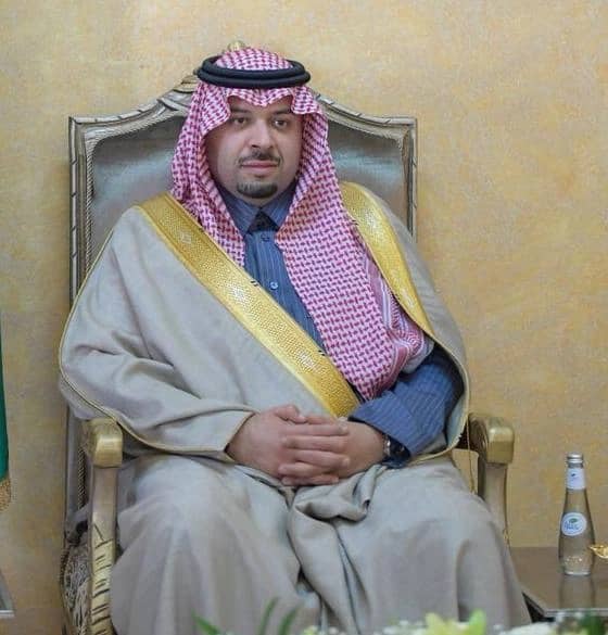 في جولة ليلية مفاجئة.. بالفيديو: أمير الشمالية يتفقد مستشفى عرعر المركزي