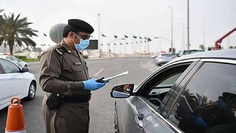 "المرور" يوضح شرط قبول قيادة الوافدين للمركبات