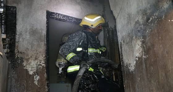 إخماد حريق بملحق عمارة سكنية في حي المسلفة بمكة