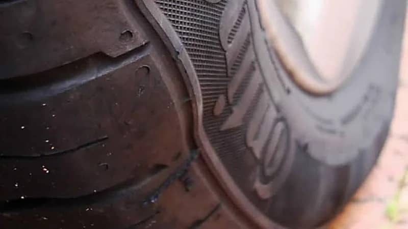 أسباب وخطورة ظهور بالونة الإطار