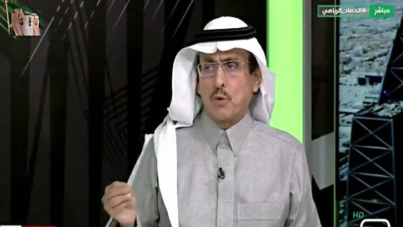 "الدويش": يتم إيقاف اللاعب عامين إذا وقع اللاعب عقدين