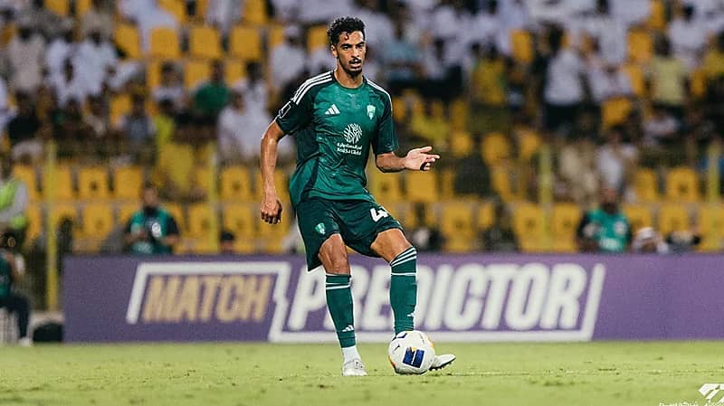بديلًا للجهني .. يايسله يعتمد على الأسمري أمام الهلال